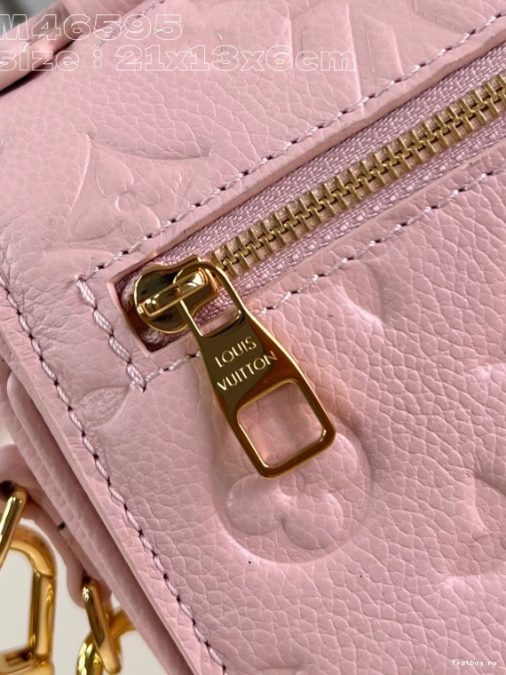 First bag ru EAST LOUIS WEST METIS POCHETTE VUITTON 0810